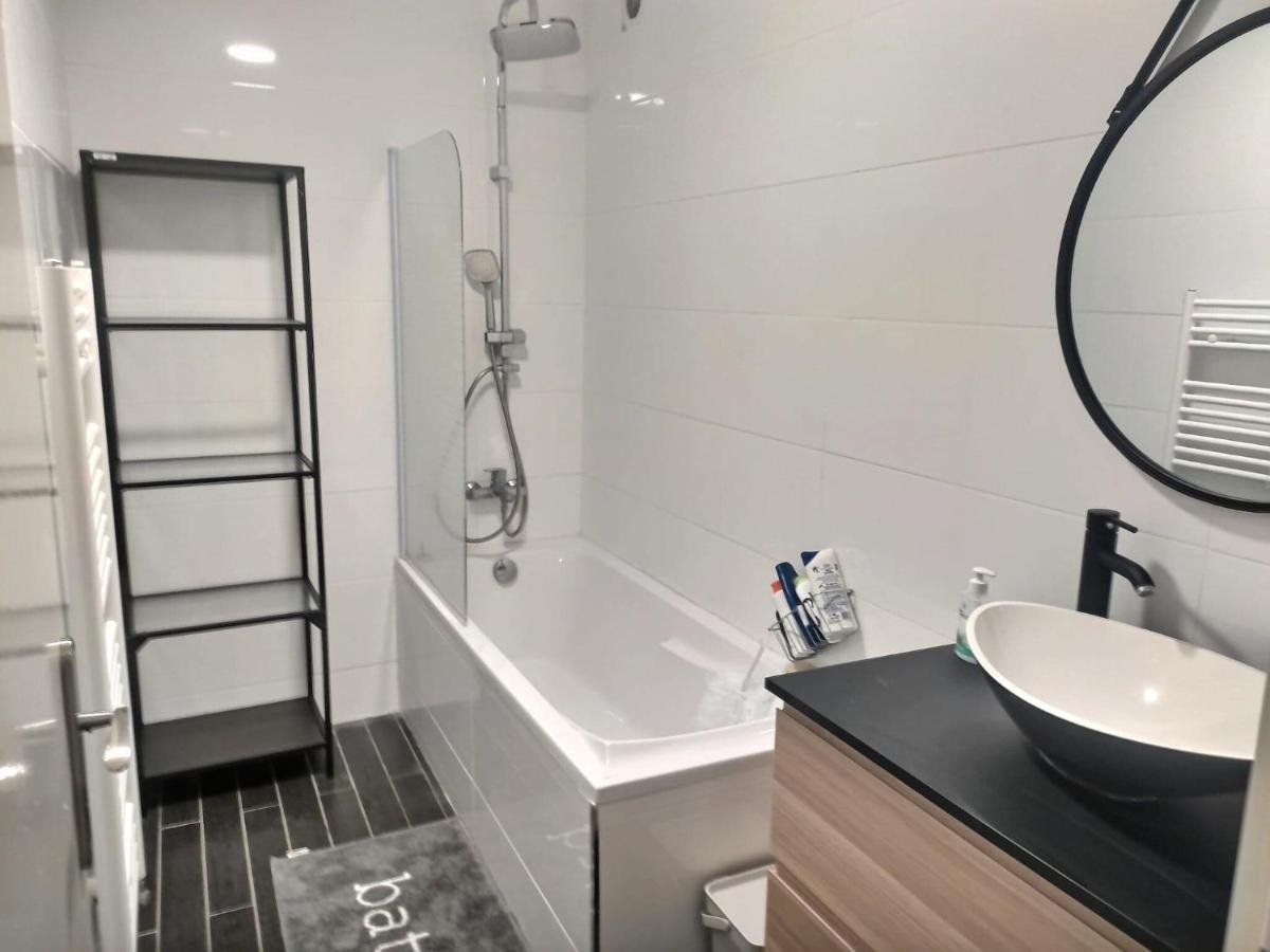 Ch Privee 18M - Canape - Netflix - Appart 120M Woippy Bagian luar foto